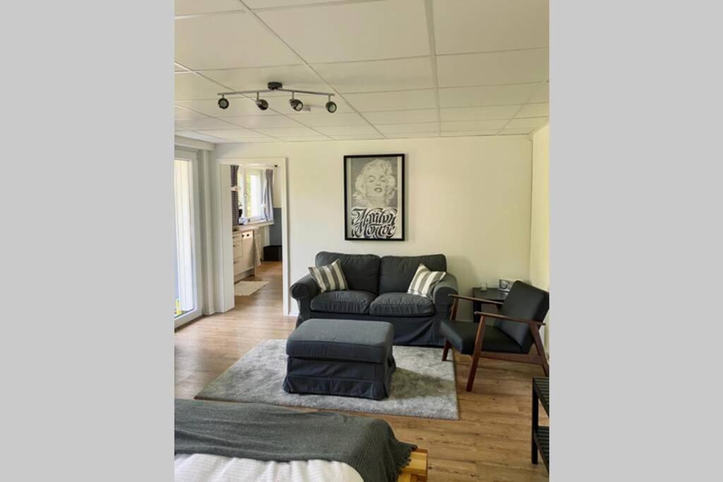 Bergische Oase - Ferienwohnung Oskar Overath Exteriör bild